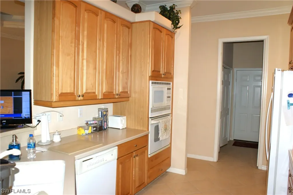 3603 Grand Cypress Drive Naples FL 34119