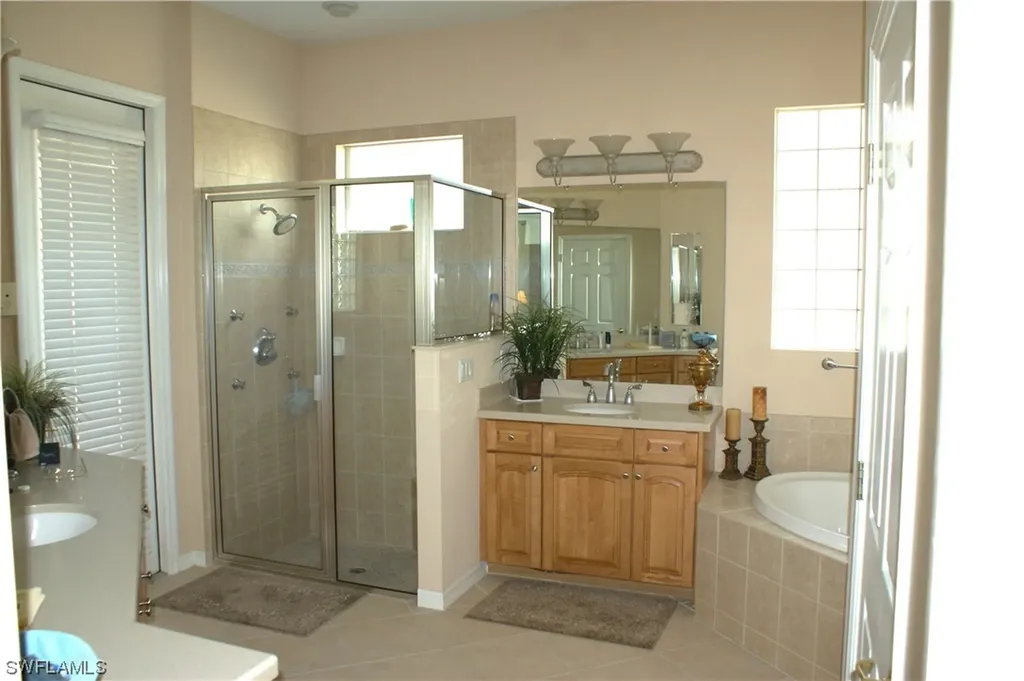 3603 Grand Cypress Drive Naples FL 34119