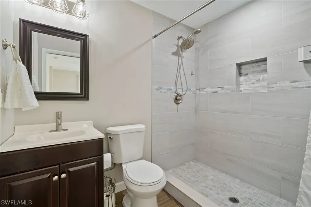 27333 Horne Avenue Bonita Springs FL 34135