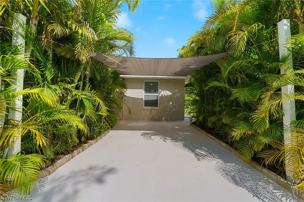 27333 Horne Avenue Bonita Springs FL 34135