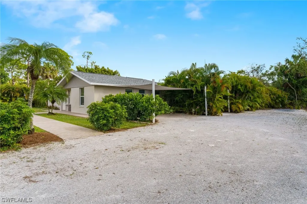 27333 Horne Avenue Bonita Springs FL 34135