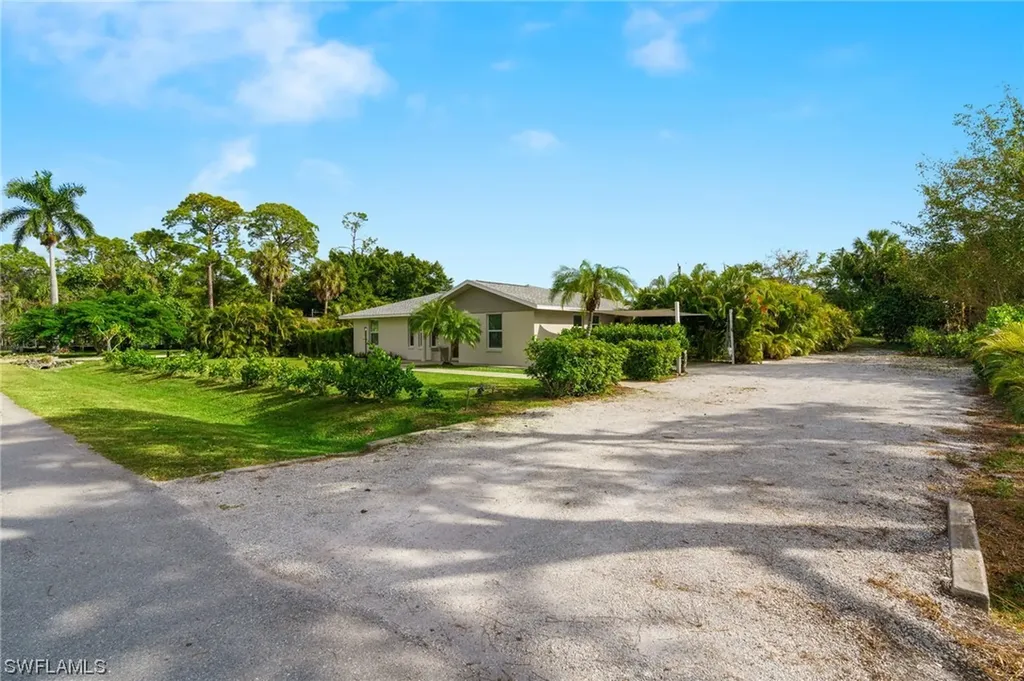 27333 Horne Avenue Bonita Springs FL 34135