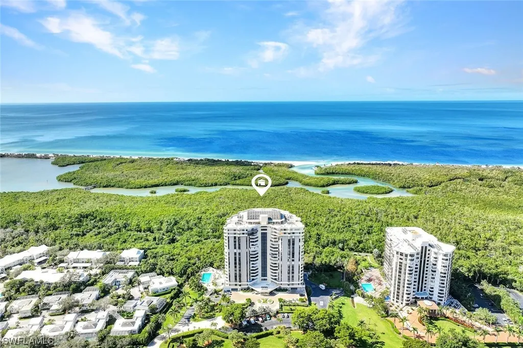 Naples FL, 6001 Pelican Bay Boulevard, Unit 401