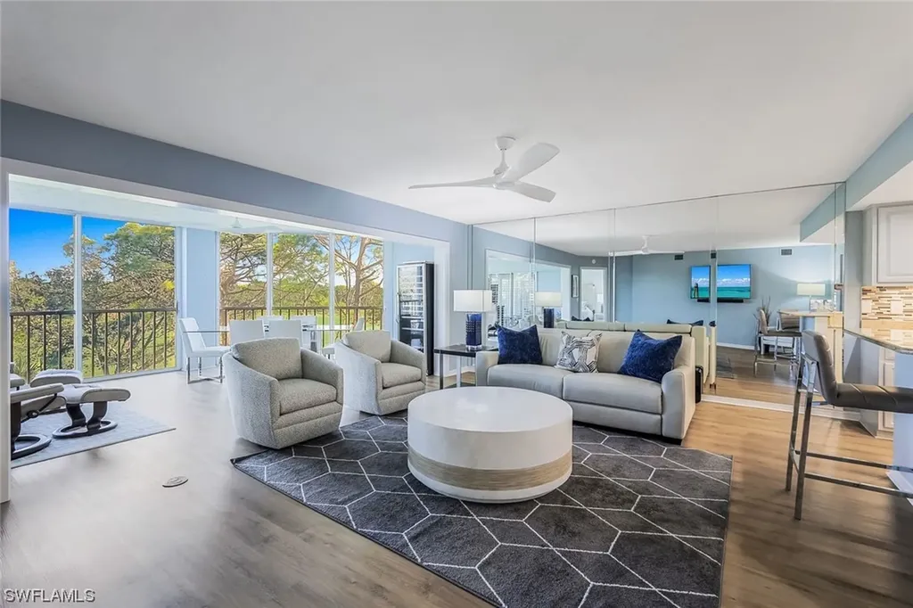 Bonita Springs FL, 26880 Wedgewood Drive, Unit 304