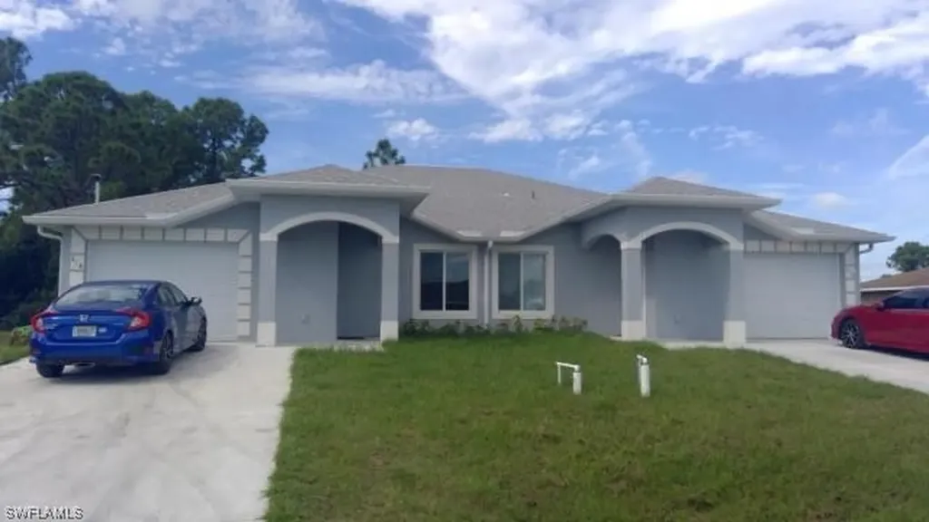 216-218 Hightower Avenue S Lehigh Acres FL 33973