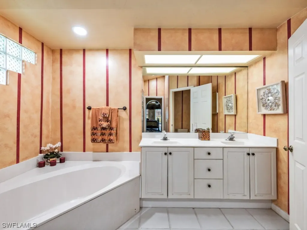 2111 Mission Drive Naples FL 34109