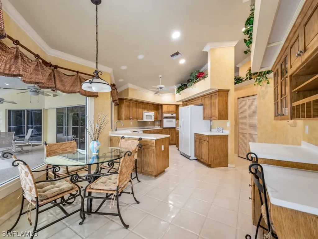 2111 Mission Drive Naples FL 34109