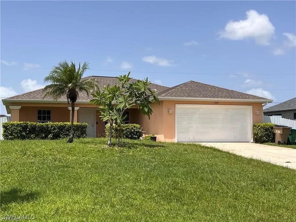 1202 NE 2nd Place Cape Coral FL 33909