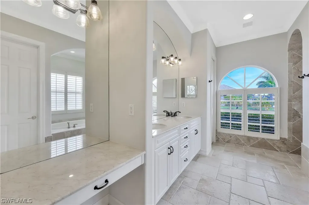 246 Edgewater Court Marco Island FL 34145