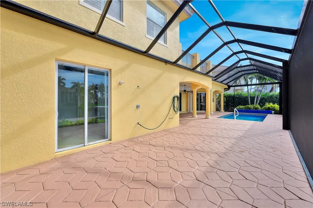 246 Edgewater Court Marco Island FL 34145
