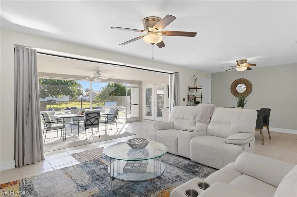 2623 Se 17th Avenue Cape Coral FL 33904