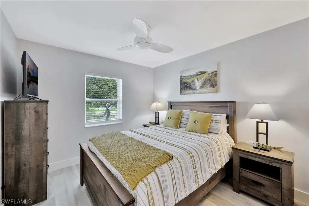 1207 Sunbird Avenue Marco Island FL 34145