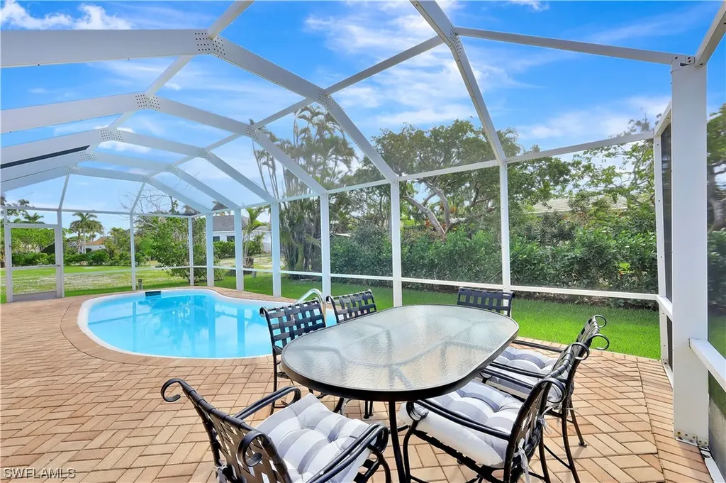 1207 Sunbird Avenue Marco Island FL 34145