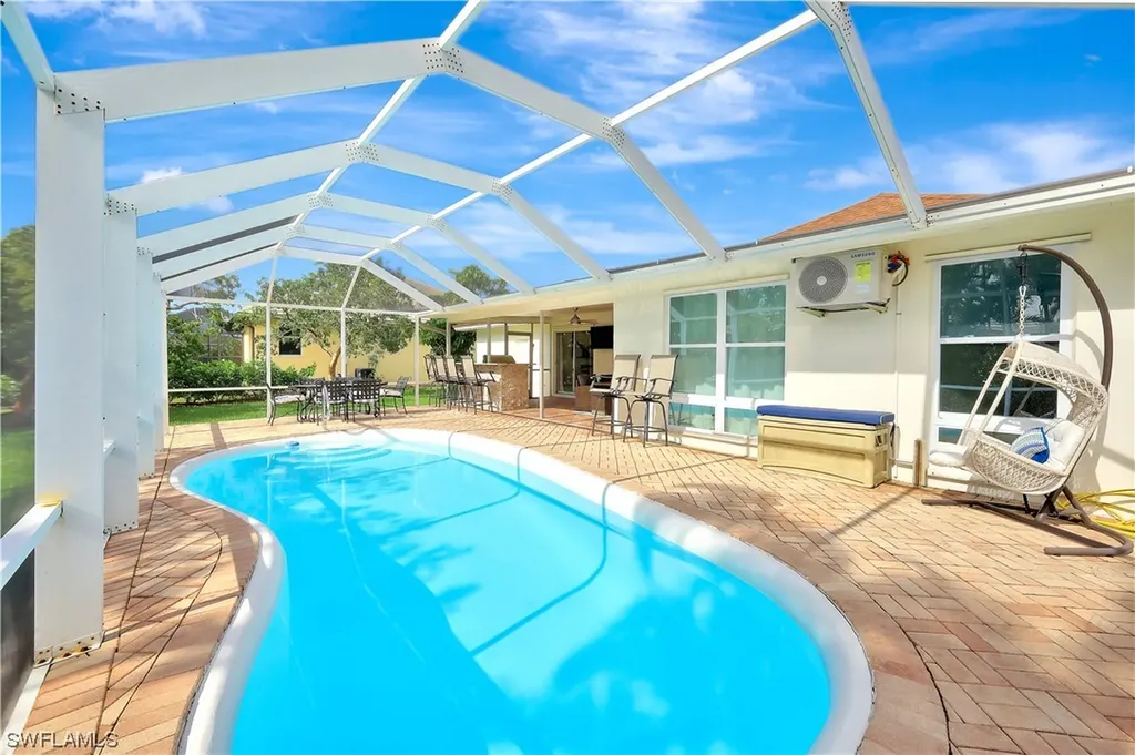 1207 Sunbird Avenue Marco Island FL 34145