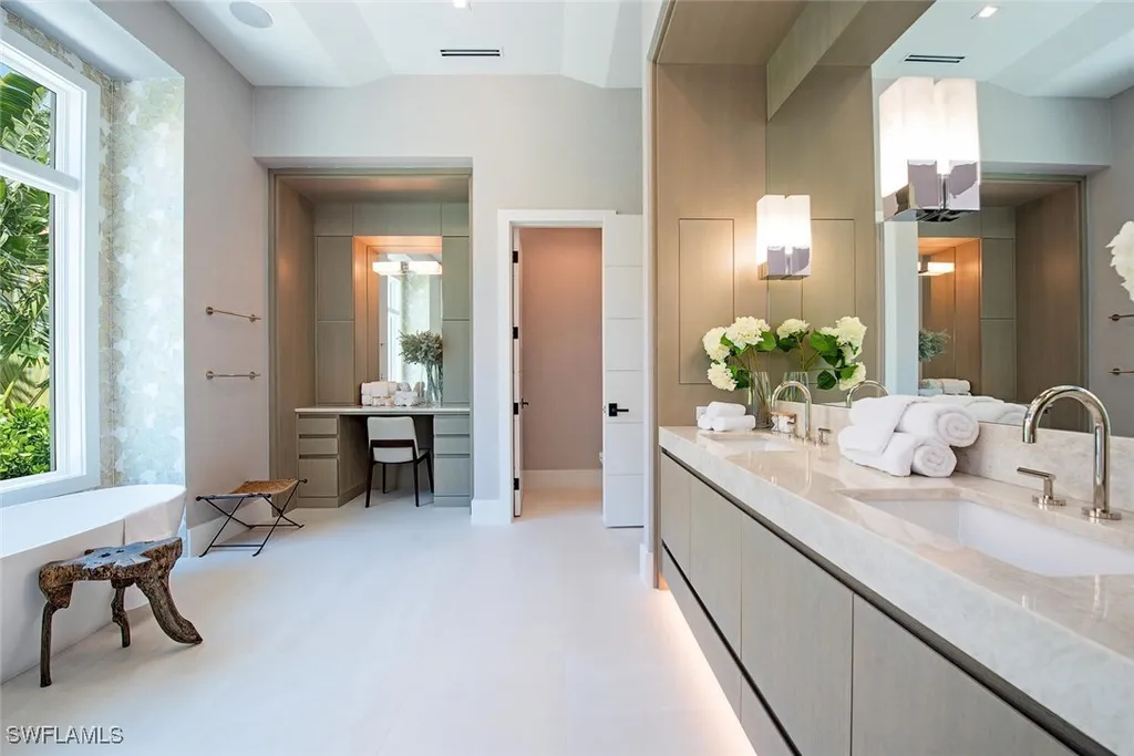 2999 Rum Row Naples FL 34102