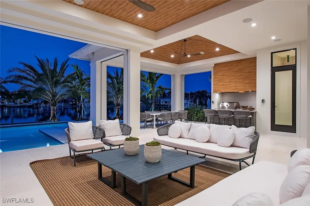 2999 Rum Row Naples FL 34102