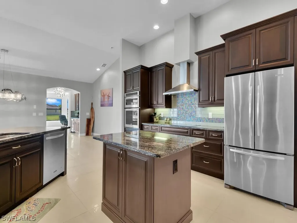 2728 Gleason Parkway Cape Coral FL 33914