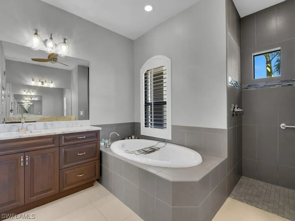 2728 Gleason Parkway Cape Coral FL 33914