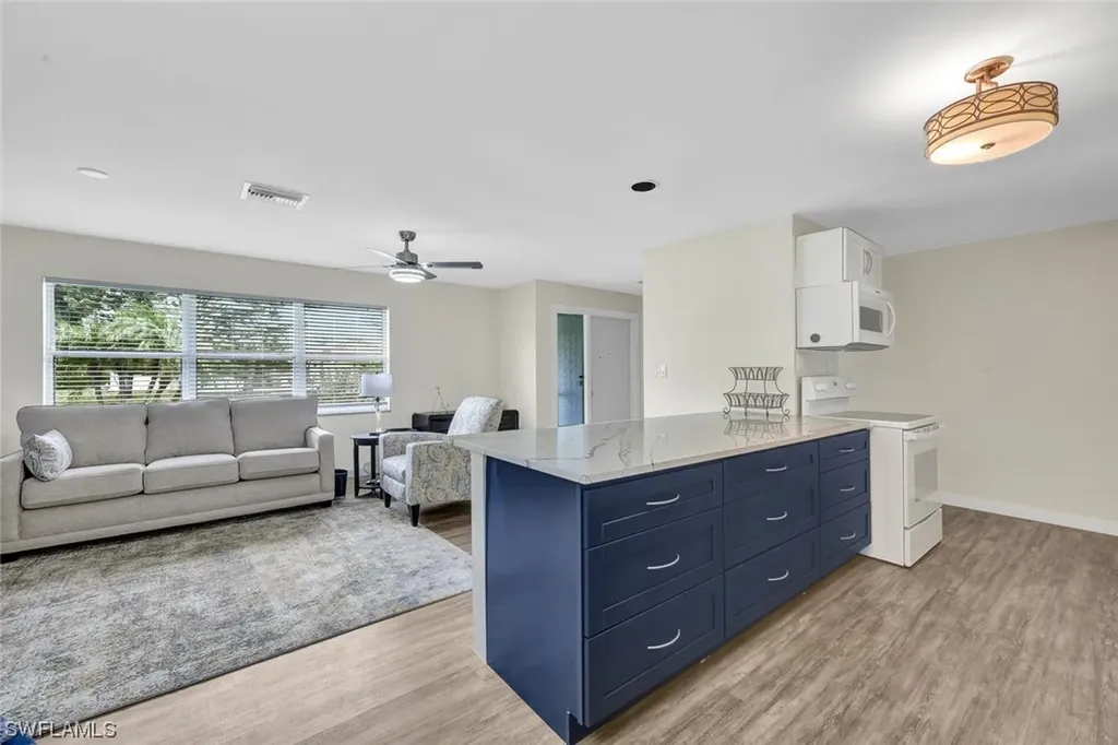 600 100th Avenue N Naples FL 34108