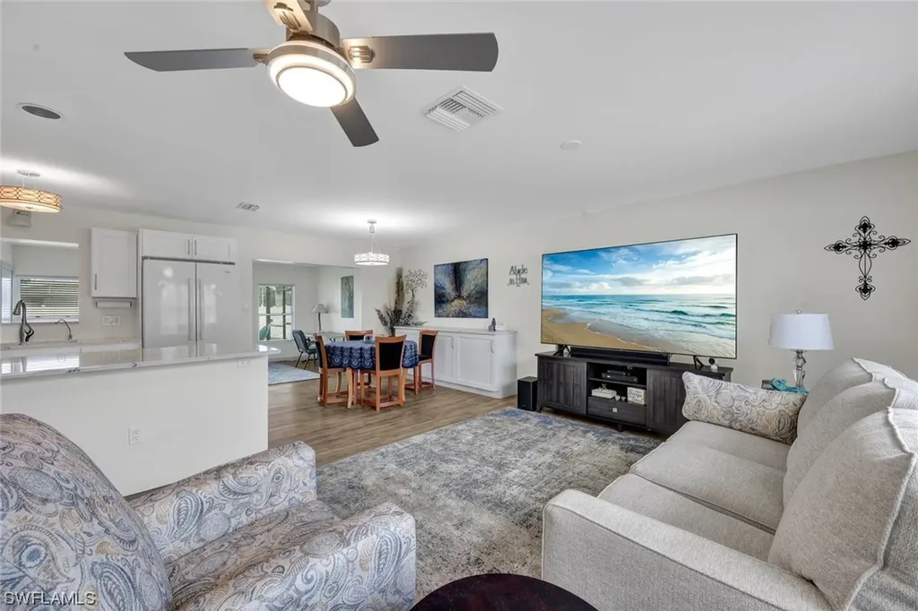 600 100th Avenue N Naples FL 34108