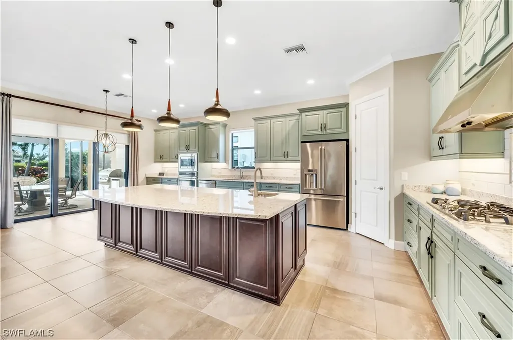 9223 Rialto Lane Naples FL 34119