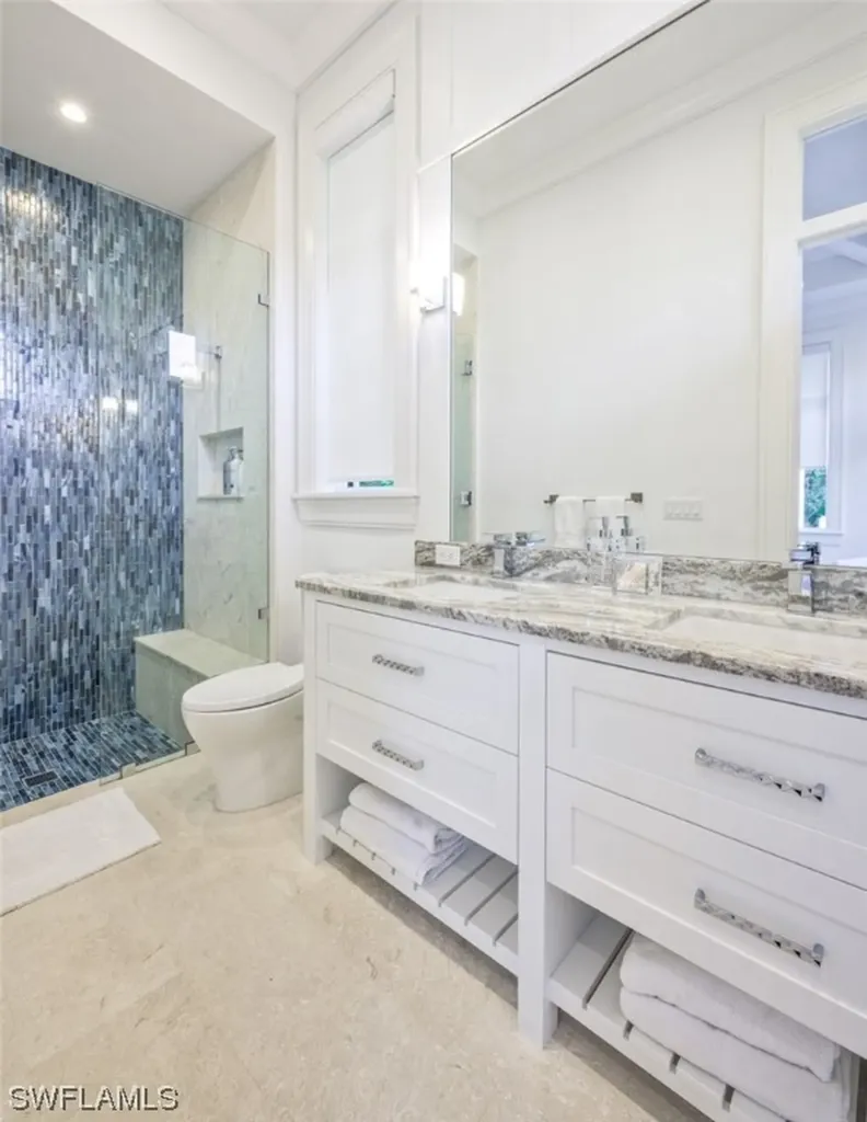 3120 Crayton Road Naples FL 34103