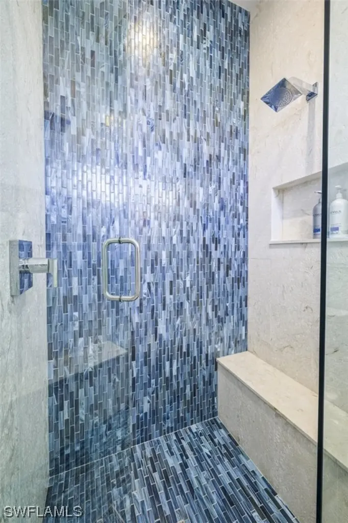 3120 Crayton Road Naples FL 34103