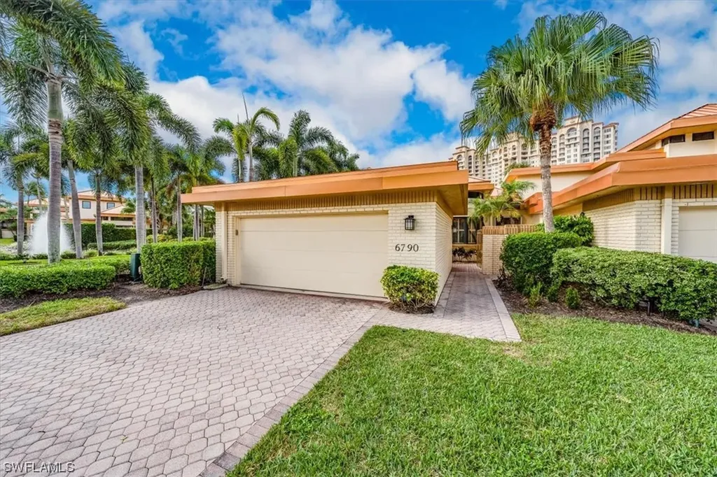 6790 Pelican Bay Boulevard Naples FL 34108