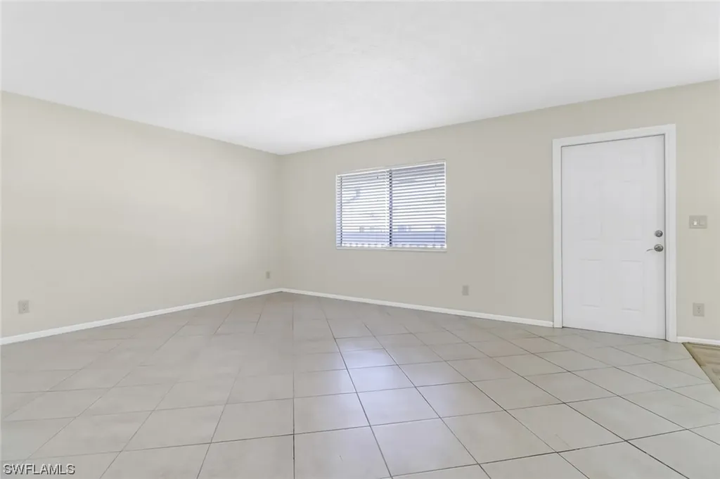 4615 Bayshore Drive Naples FL 34112