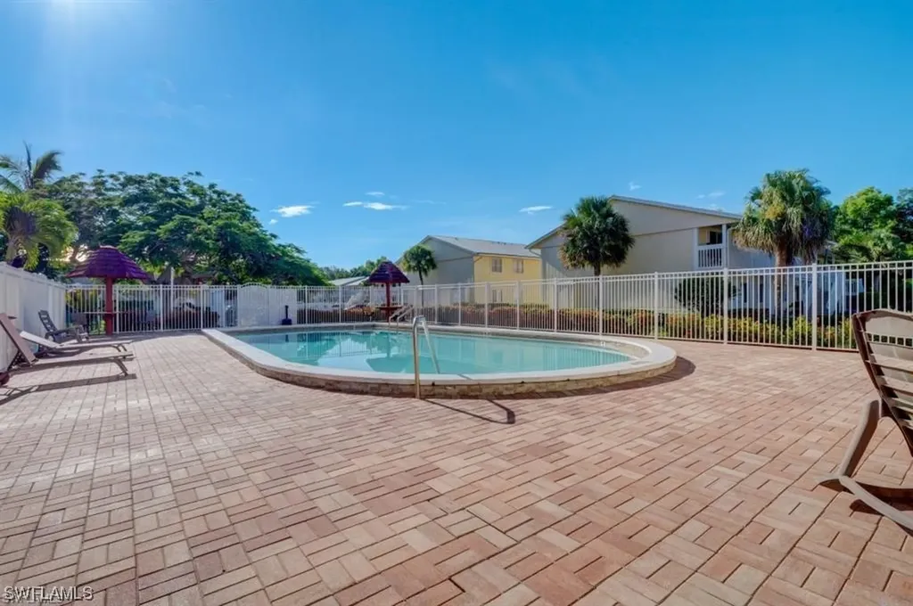 4615 Bayshore Drive Naples FL 34112