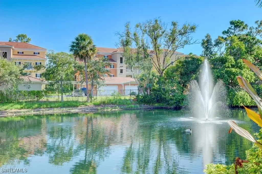 4615 Bayshore Drive Naples FL 34112
