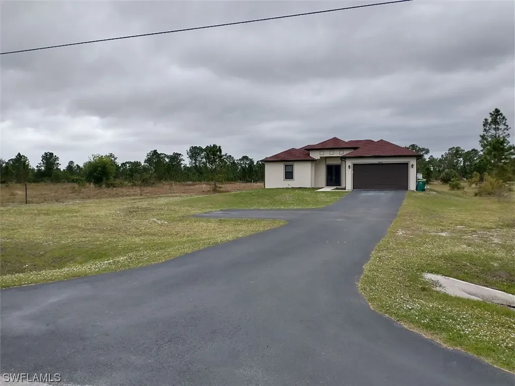 2660 47th Avenue Ne Naples FL 34120