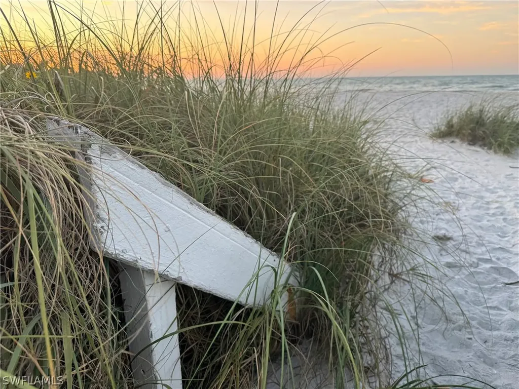 1501 Middle Gulf Drive Sanibel FL 33957