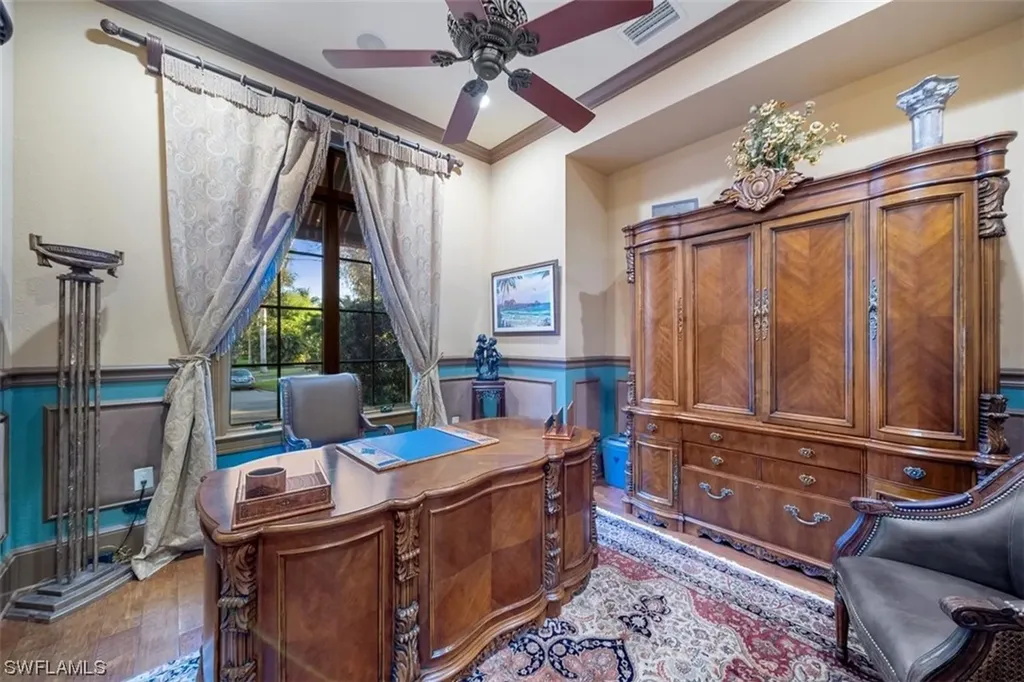 611 18th Avenue S Naples FL 34102