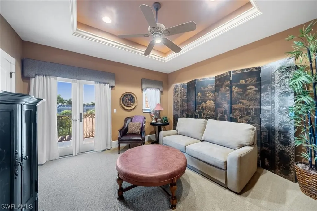 611 18th Avenue S Naples FL 34102