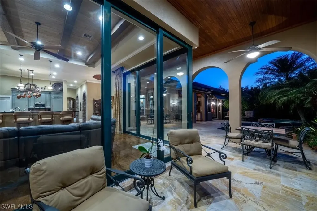 611 18th Avenue S Naples FL 34102