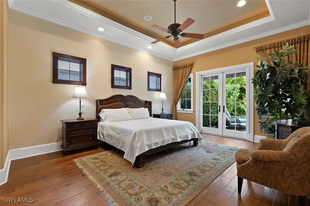 611 18th Avenue S Naples FL 34102