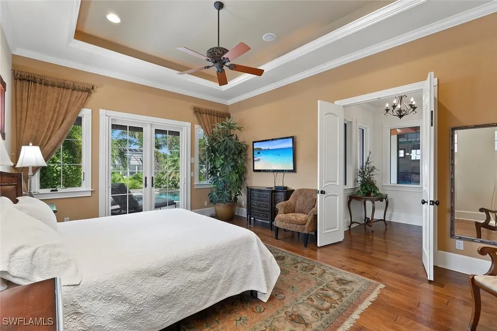 611 18th Avenue S Naples FL 34102