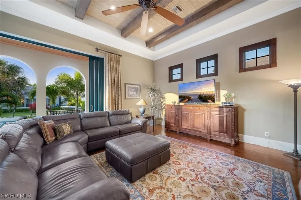 611 Eighteenth Avenue S Naples FL 34102