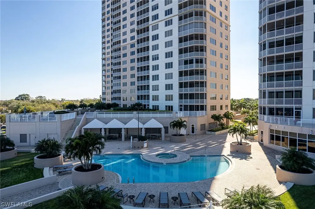 2104 W 1st Street Fort Myers FL 33901