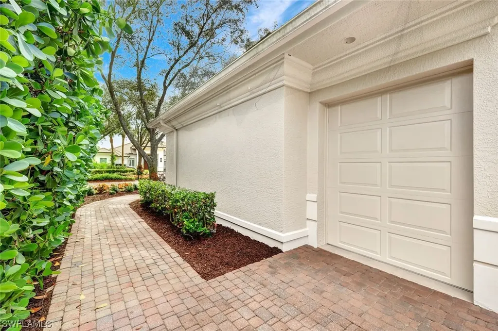 1548 Gormican Lane Naples FL 34110