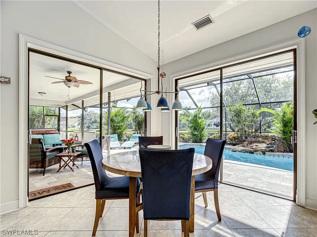 2428 Camden Court Naples FL 34105