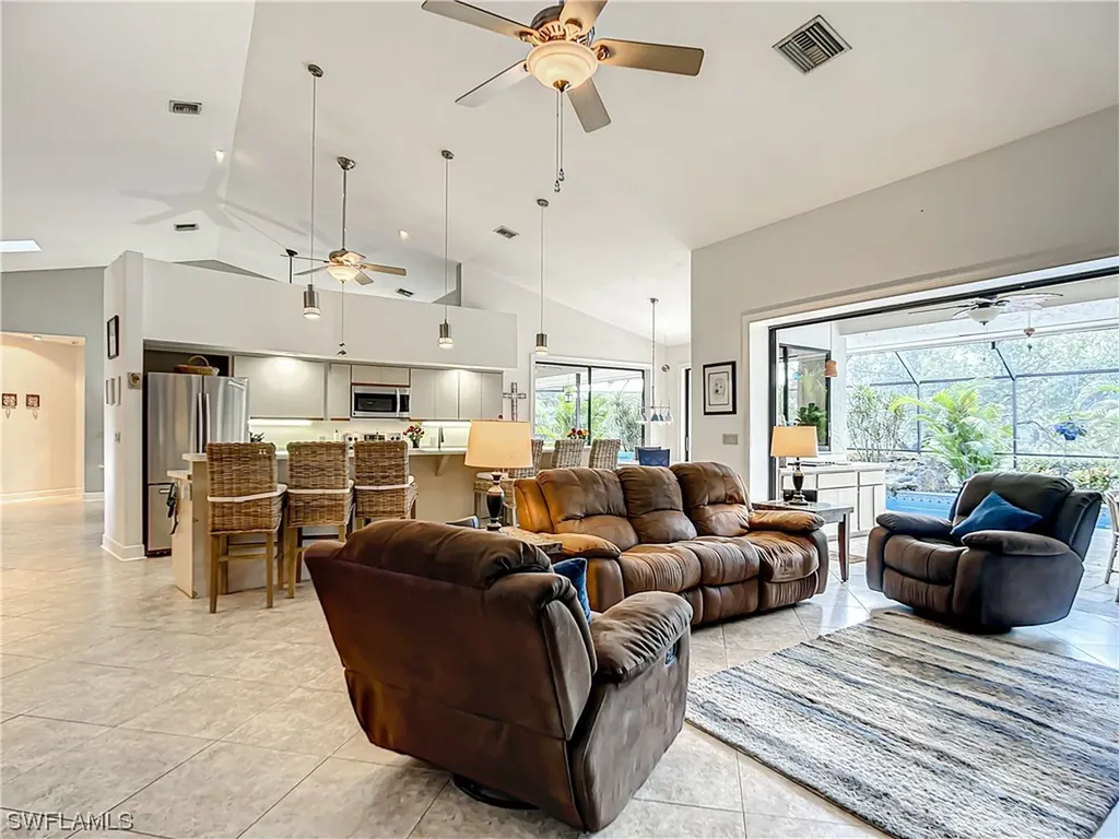 2428 Camden Court Naples FL 34105
