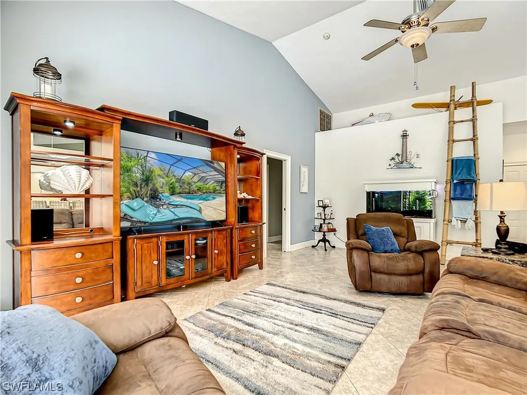 2428 Camden Court Naples FL 34105
