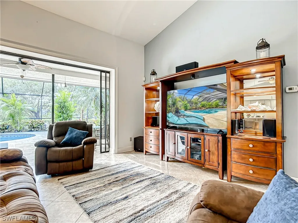 2428 Camden Court Naples FL 34105