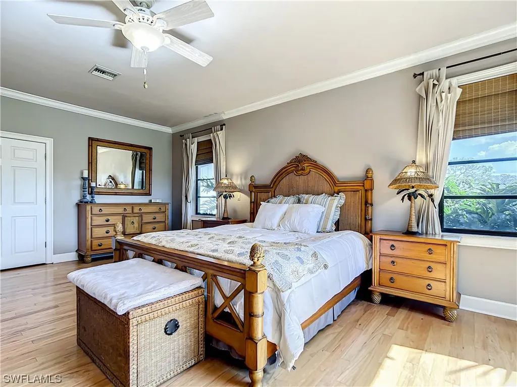 2428 Camden Court Naples FL 34105