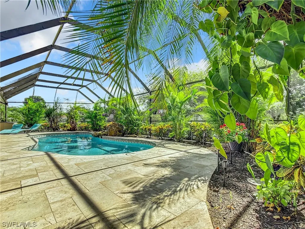 2428 Camden Court Naples FL 34105