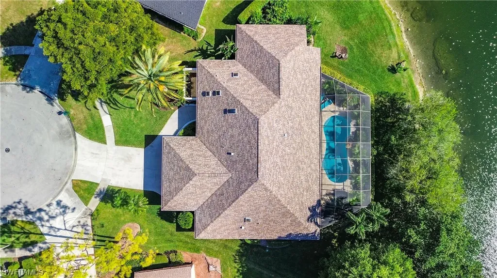 2428 Camden Court Naples FL 34105