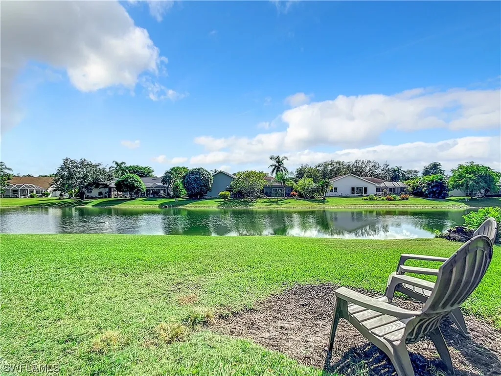 2428 Camden Court Naples FL 34105