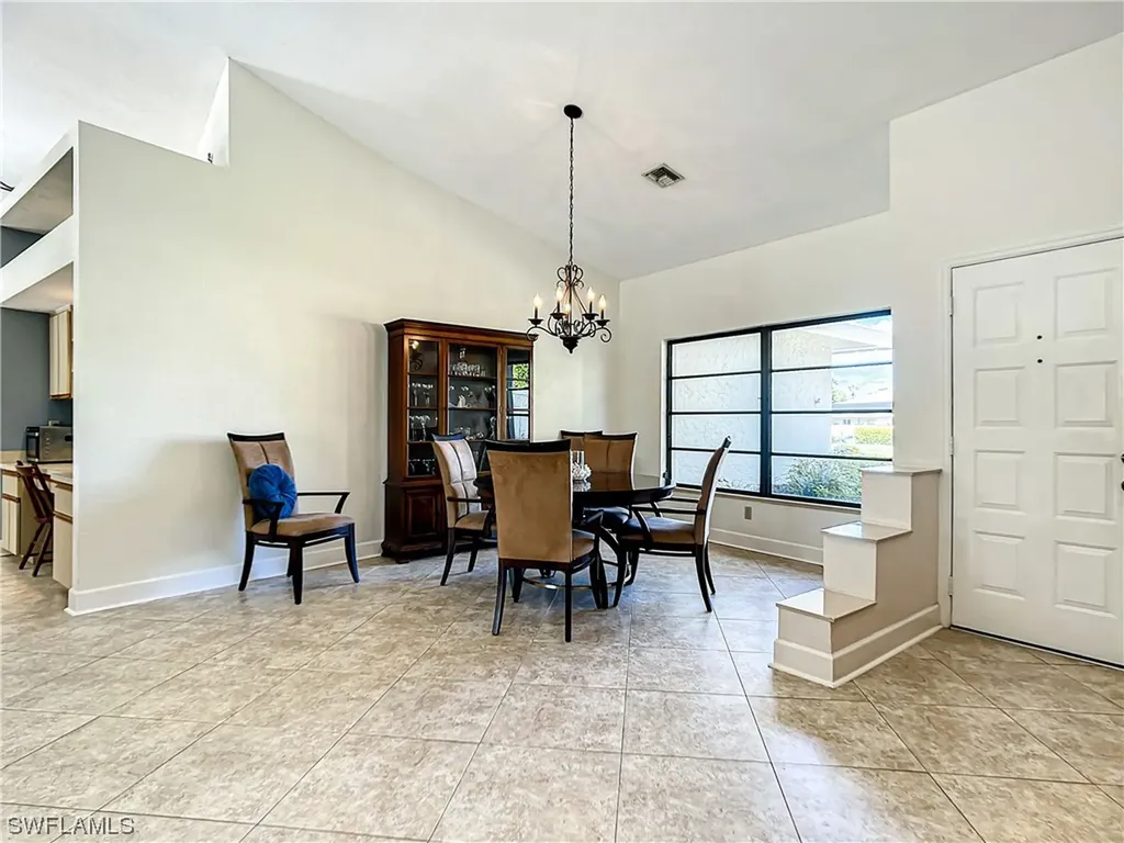 2428 Camden Court Naples FL 34105